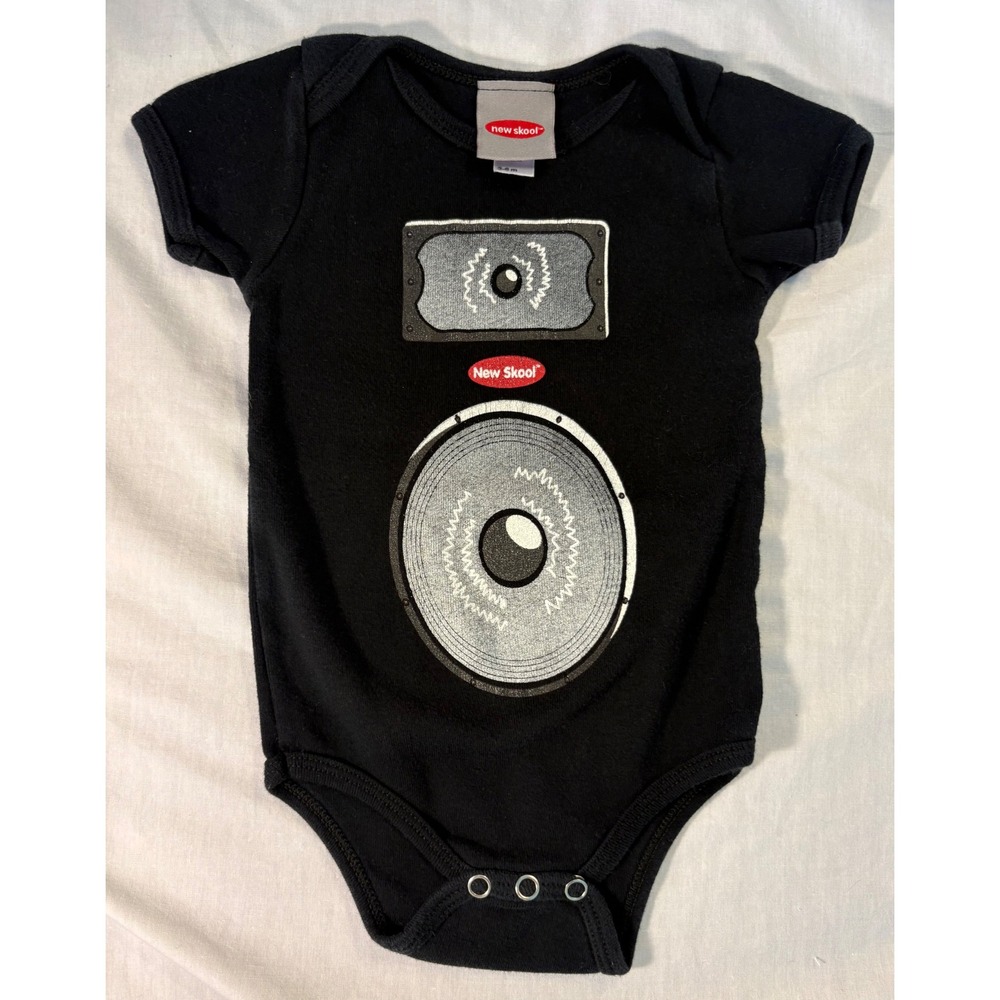 New‎ Skool Baby Speaker Graphic Bodysuit Black Short Sleeve Onesie 3-6M Music